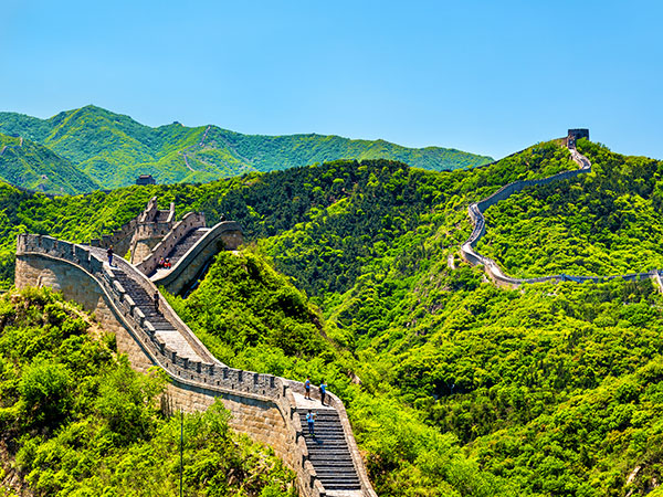 When is the best time to visit the Great Wall of China