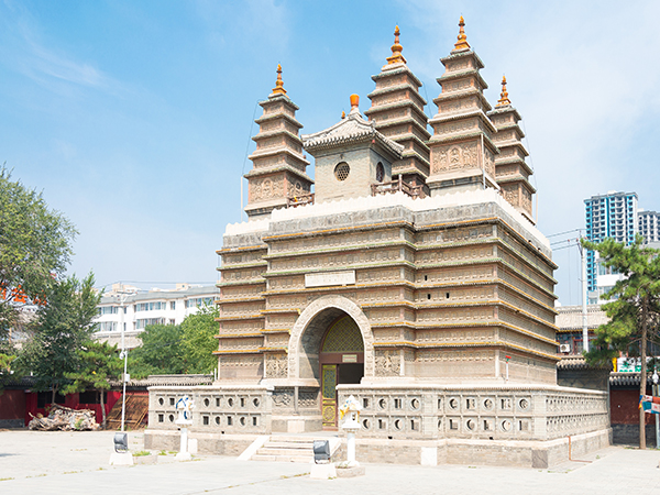Five Pagodas Temple