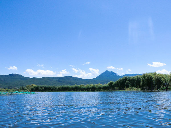 Lashi Lake