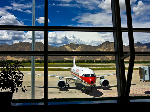 Shanghai - Lhasa Flights