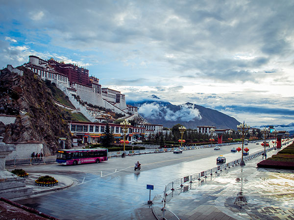 Major National Historical and Cultural Sites in Tibet