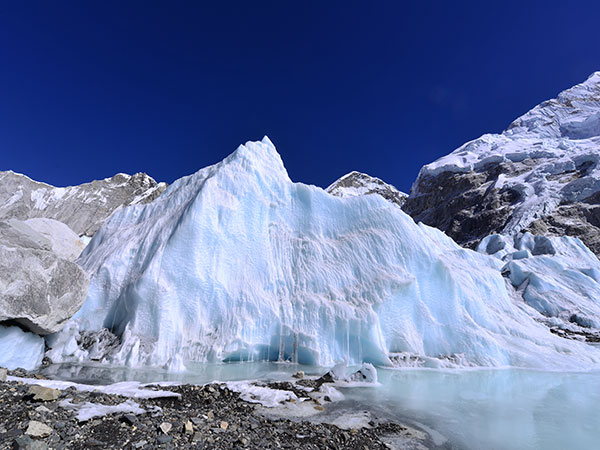 Qiyi Glacier