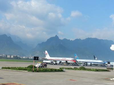 Flight from Xian to Zhangjiajie