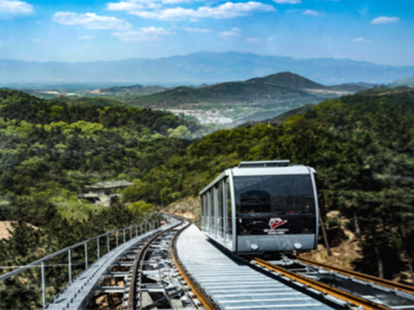 Cable Car, Toboggan or Slide Rail in Mutianyu Great Wall